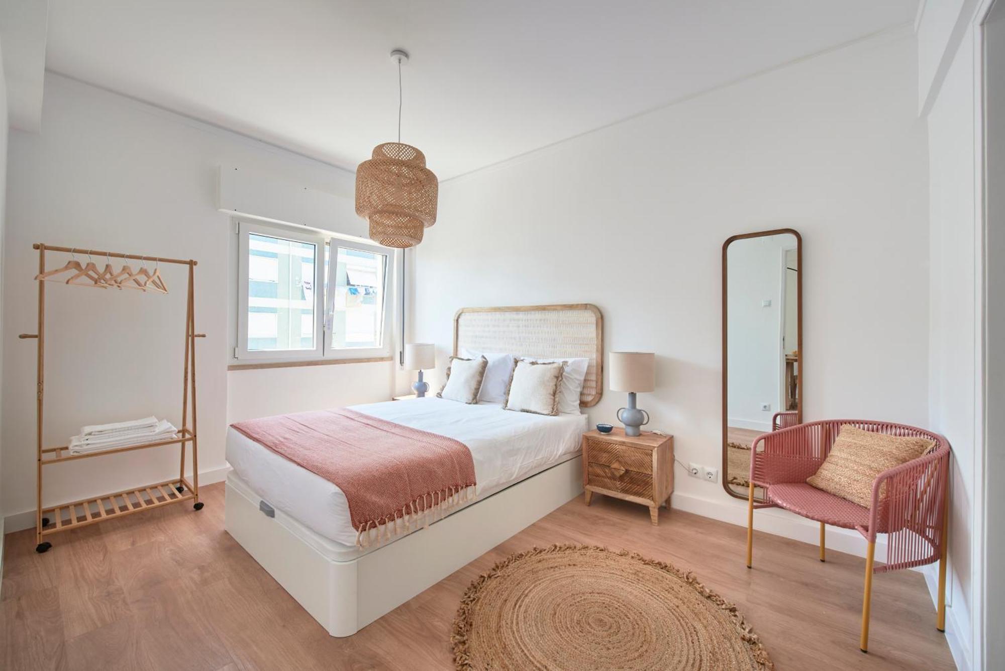 Sunset Bay View, Renovated Apt, By Timecooler Setúbal Exteriör bild