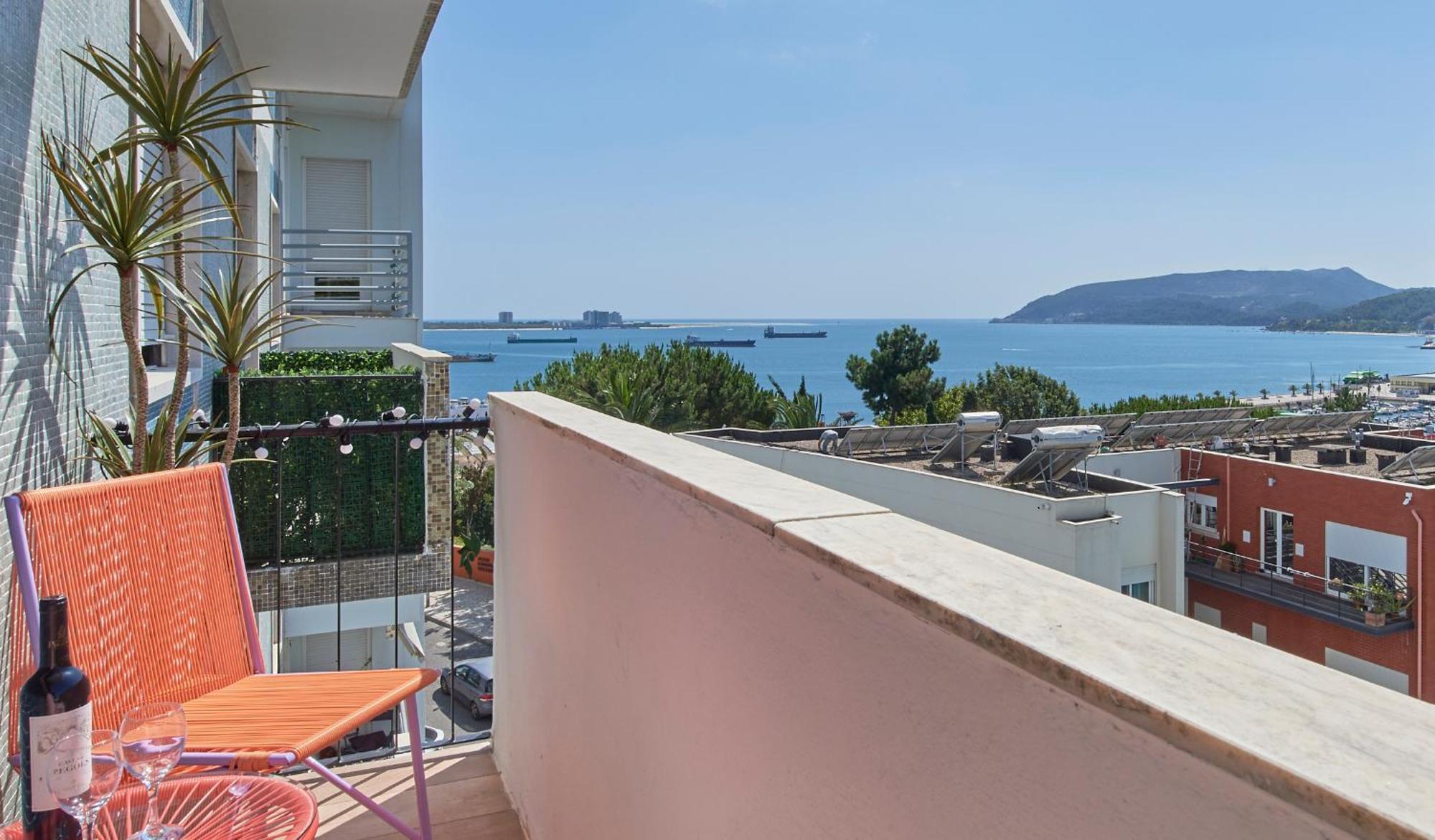 Sunset Bay View, Renovated Apt, By Timecooler Setúbal Exteriör bild