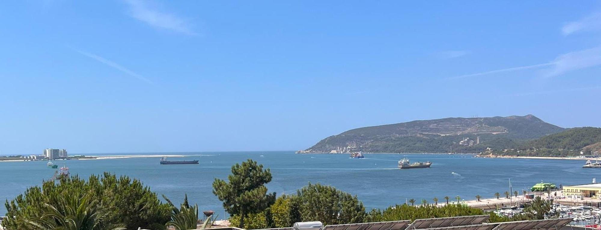 Sunset Bay View, Renovated Apt, By Timecooler Setúbal Exteriör bild